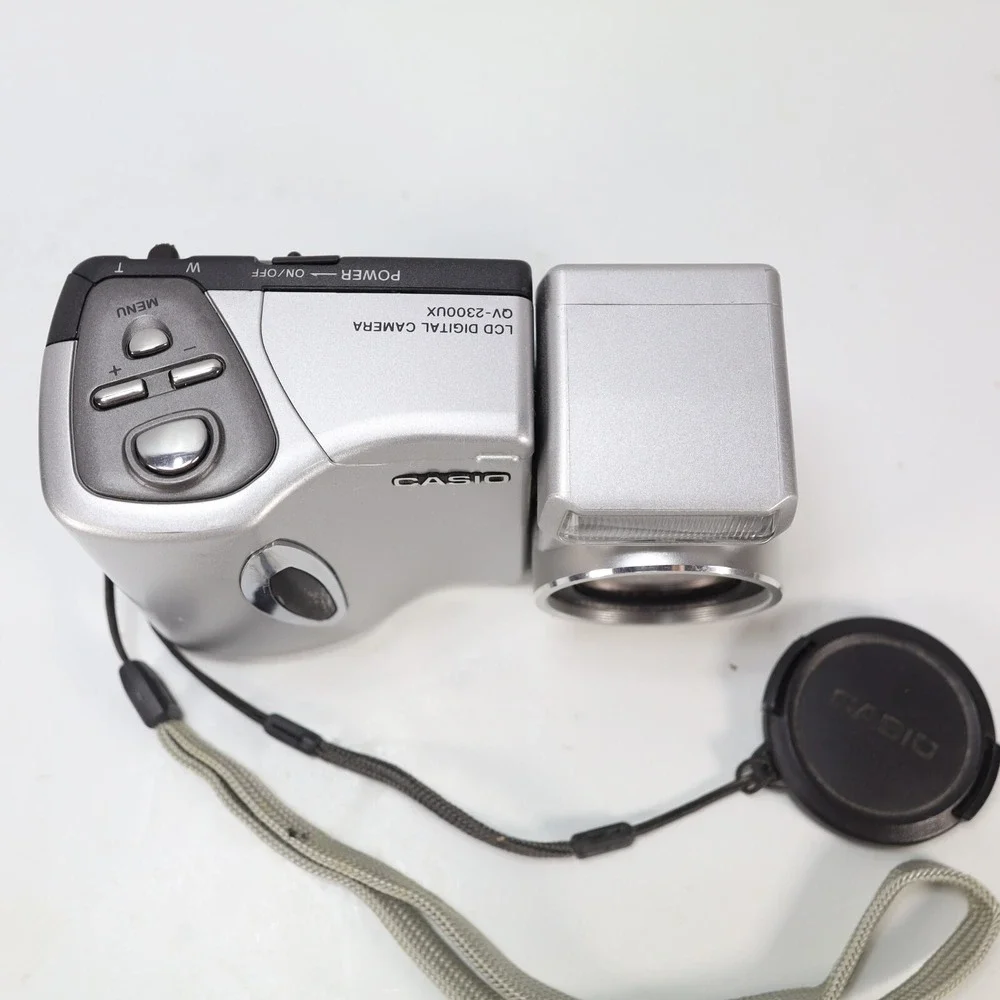*NOT‎ WORKING* CASIO QV-2300UX Compact Digital Camera 2.1MP FOR PARTS REPAIR
